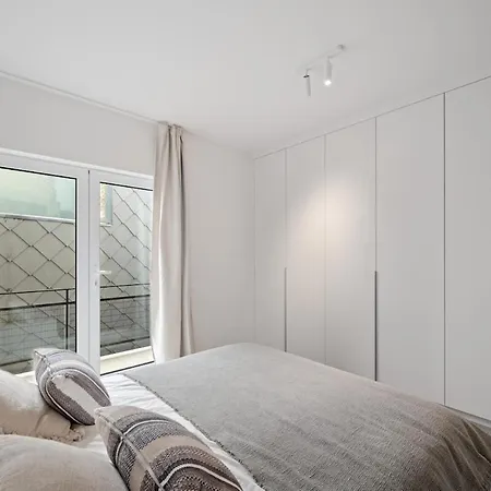 Completely Renovated, Direct Sea View, Cosy