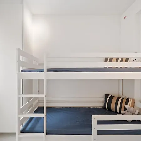 아파트 Completely Renovated, Direct Sea View, Cosy 크노케-하이스트